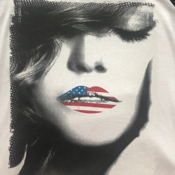 American Flag Lip Tee - Picture 2 of 3